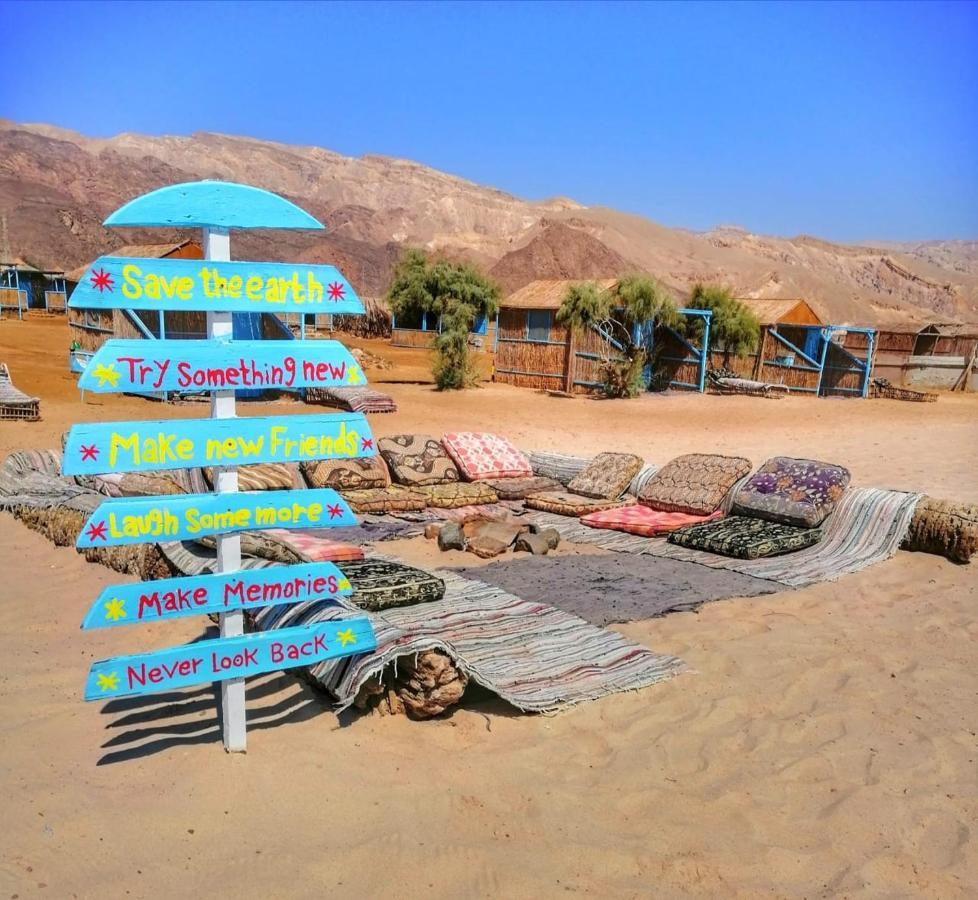 Half Moon Camp Otel Taba Dış mekan fotoğraf